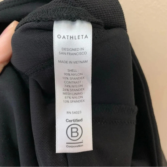 Athleta Headlands Hybrid Cargo Pants - Picture 15 of 16
